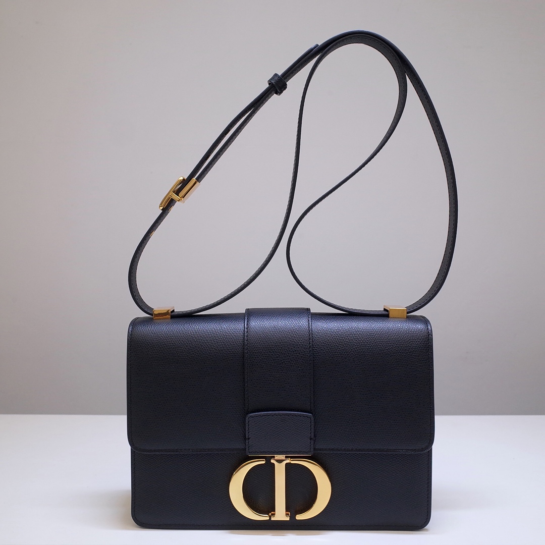 30 Montaigne Bag Black Grained Calfskin